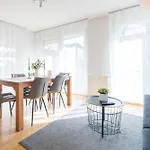 V7 Boutique Apartmán *