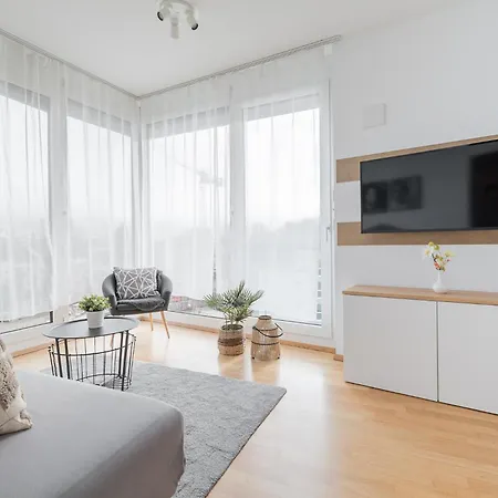 V7 Boutique Apartment *