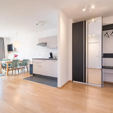 דירה V7 Boutique