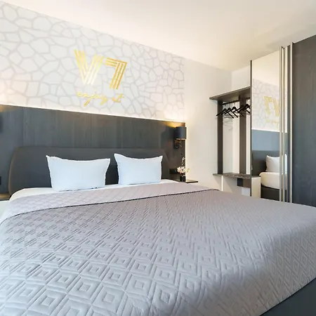 V7 Boutique דירה פרייבורג