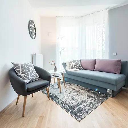 V7 부티크 아파트먼트 아파트 *